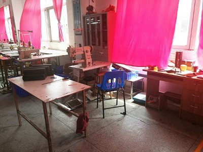 上品美創(chuàng)-生產(chǎn)車線機器